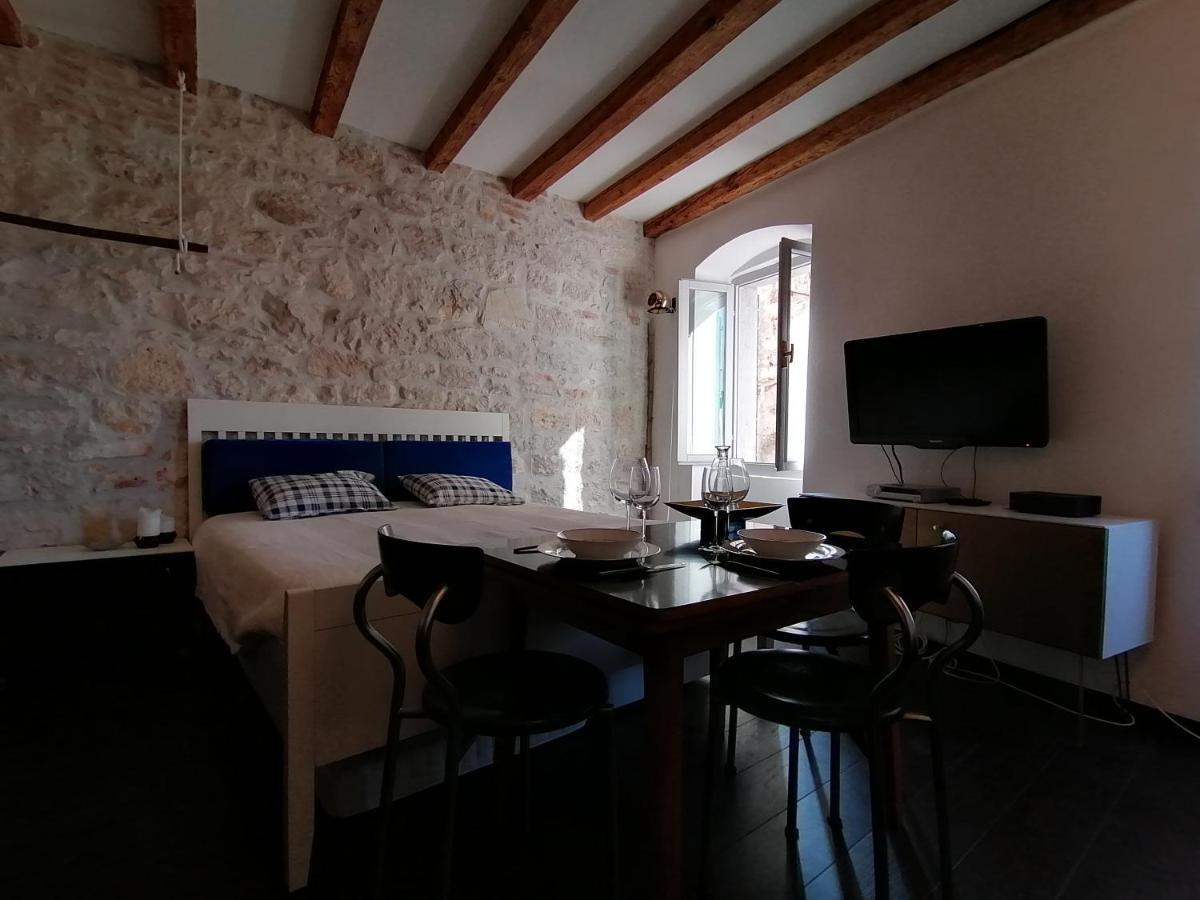 Glamour Apartment Sea View Rovinj Buitenkant foto